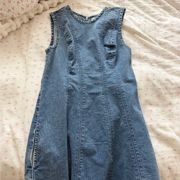 A&F Denim Mini Dress - Picture 3 of 6